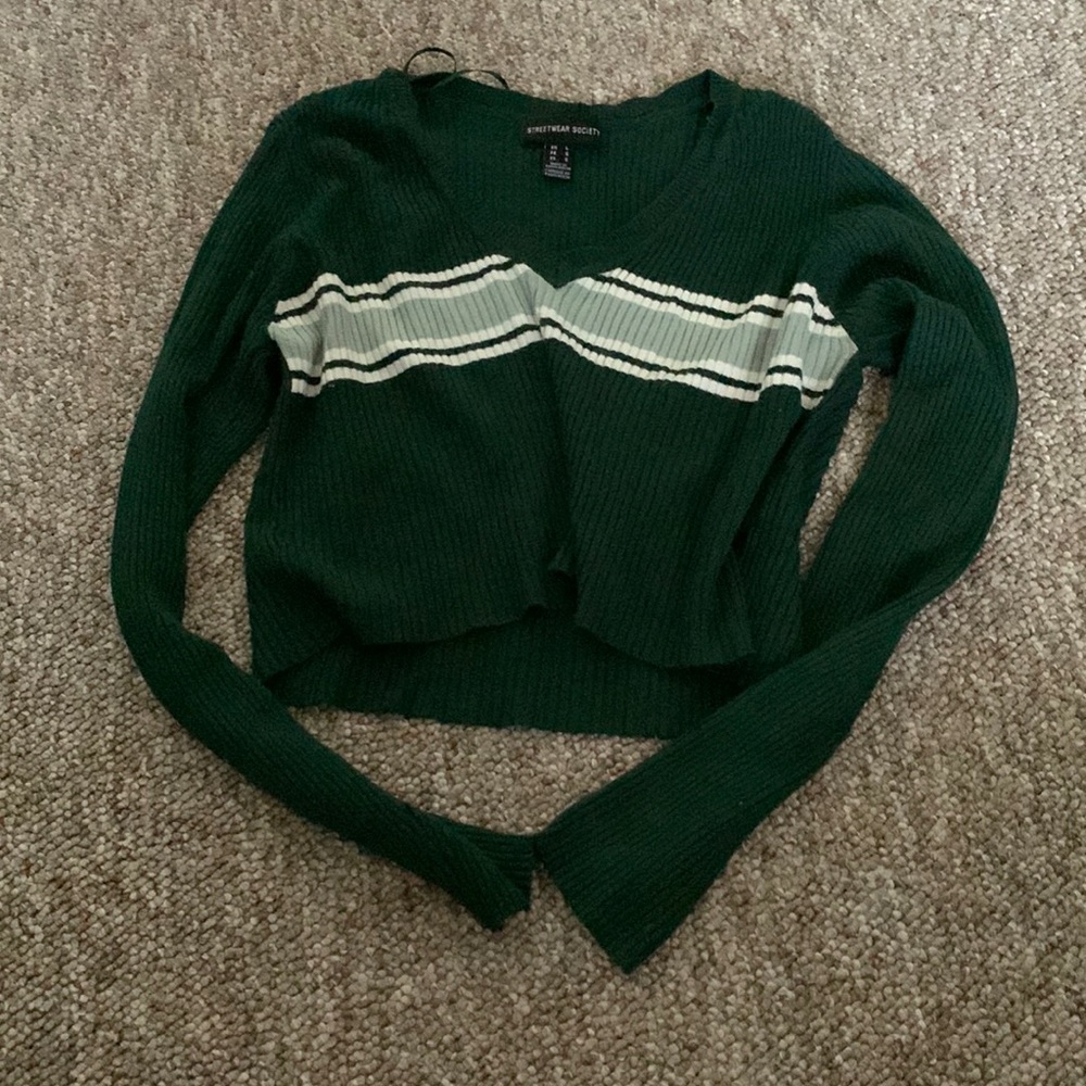 Green crop top